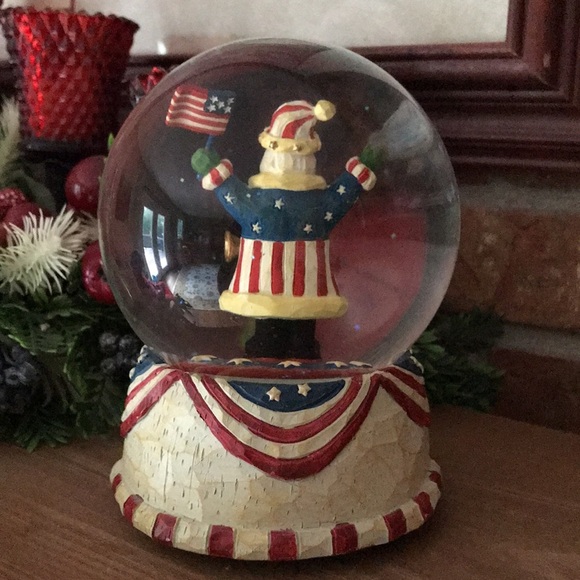 USA American Flag Santa Musical Snow Water globe - Picture 6 of 8